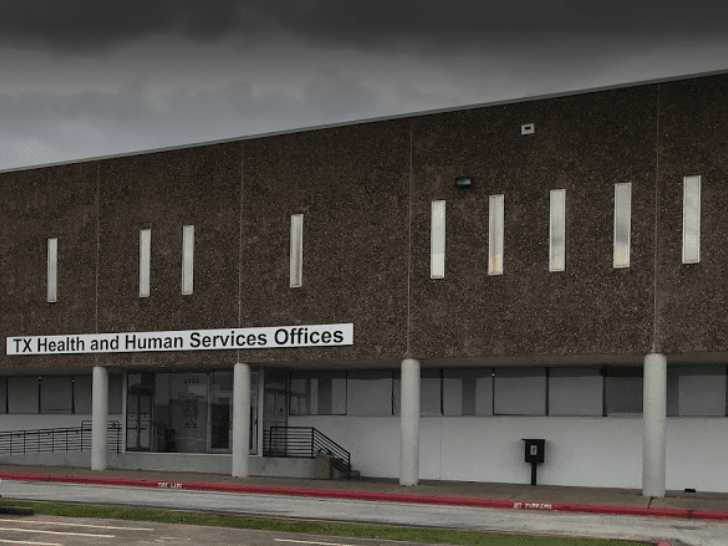 HHSC Benefits Office- Highway 6